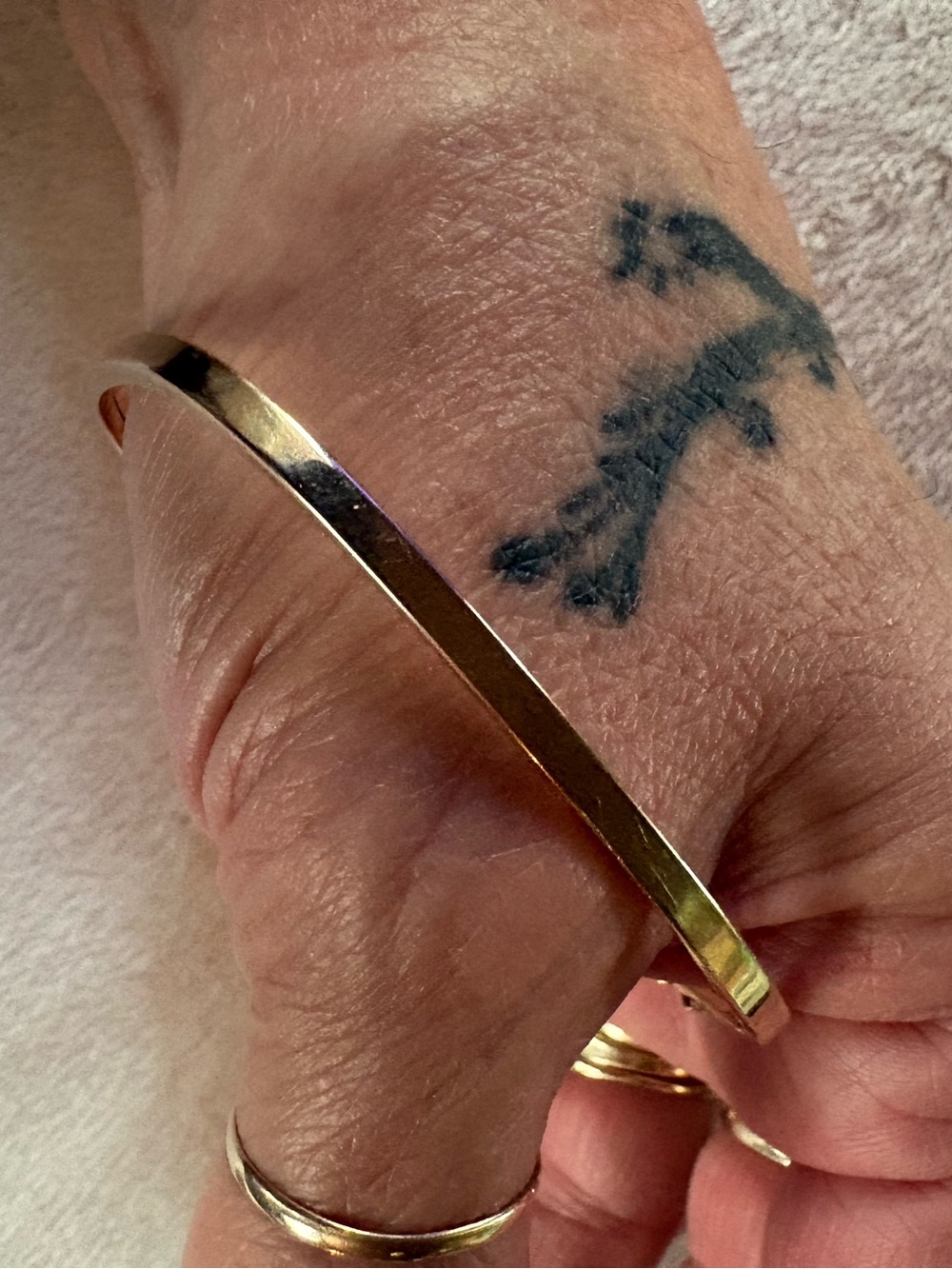 Solid Real 10k Yellow Gold Bangle Bracelet Very Rare Rectangle Shaped 4.50 Grams